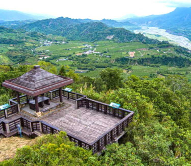 頂岩灣四格山步道